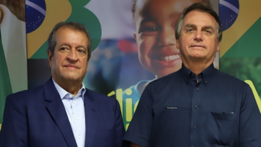 Após operação da PF, Partido Liberal divulga nota e reafirma confiança em Jair Bolsonaro