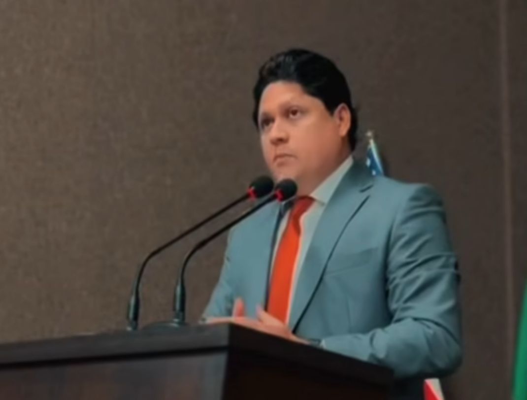 Vereador Hygor Magalhães pede desculpas após expulsar repórter de sessão em Itacoatiara