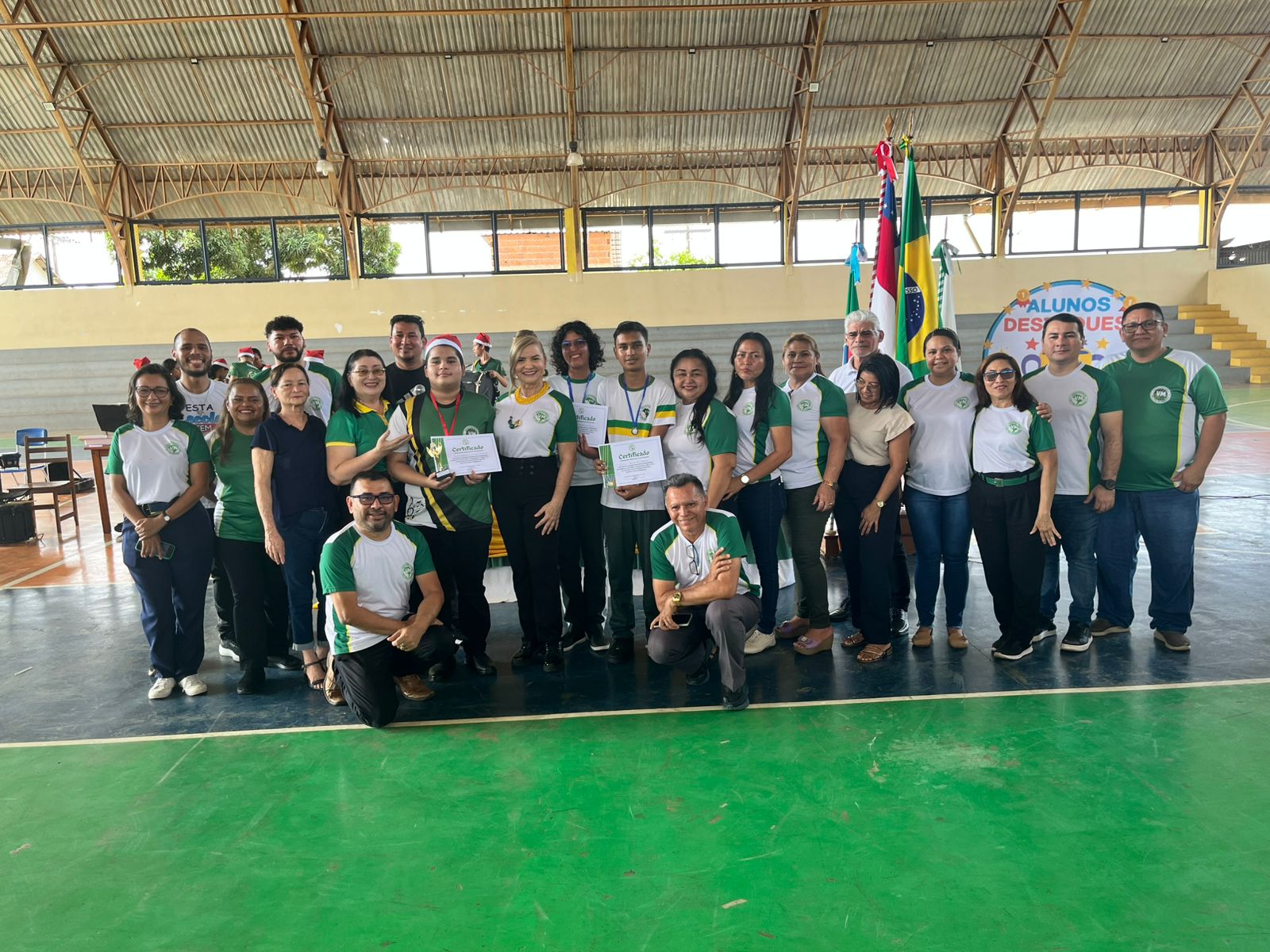 Escola Estadual Dep. Vital de Mendonça celebra alunos destaques em cerimônia especial