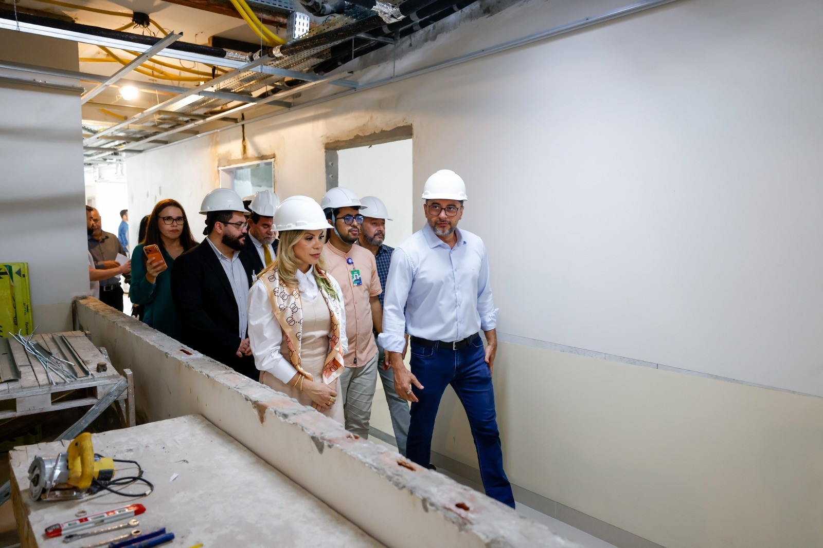 Wilson Lima vistoria etapa final das obras do Hospital-Dia e Policlínica do Complexo Hospitalar Sul