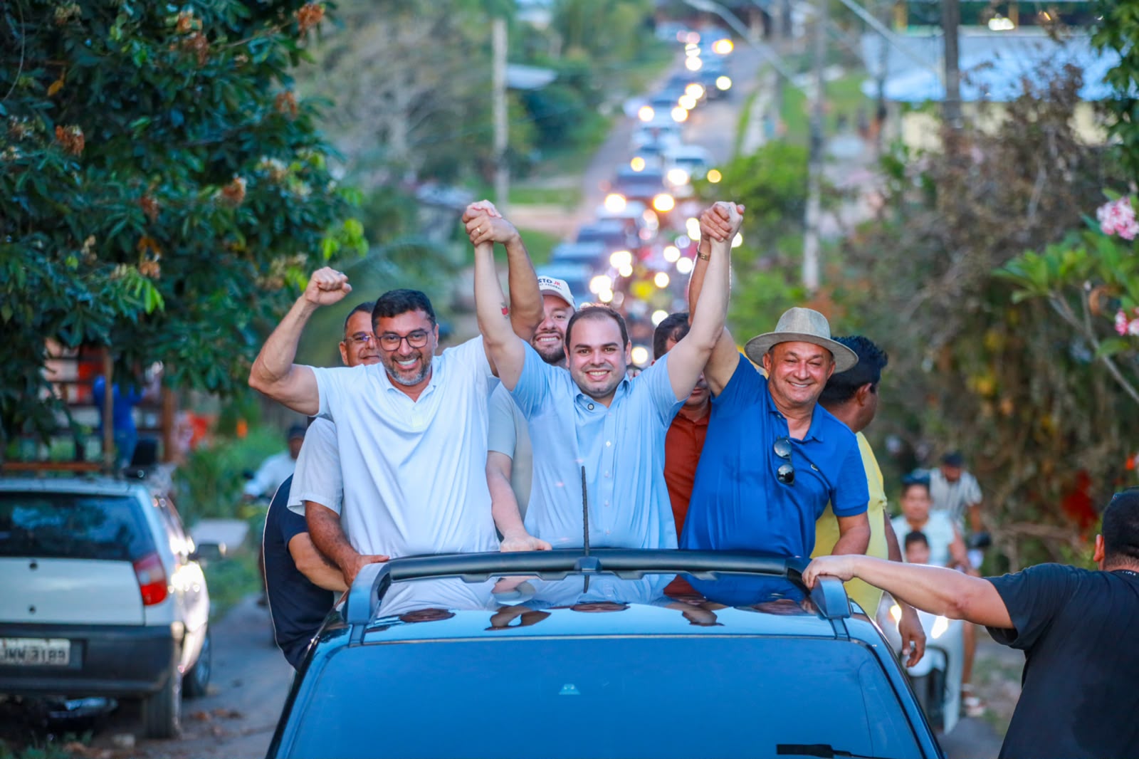 Em Novo Airão, Roberto Cidade promete aumentar Auxílio Estadual para R$ 250