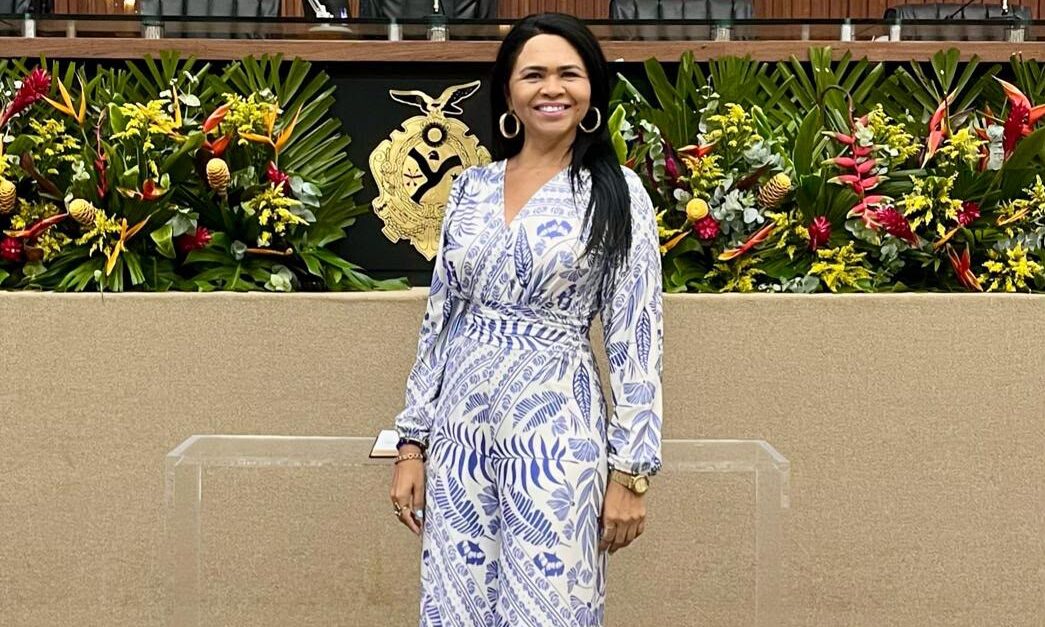Nívia Rodrigues assume Diretoria de Comunicação da ALE-AM