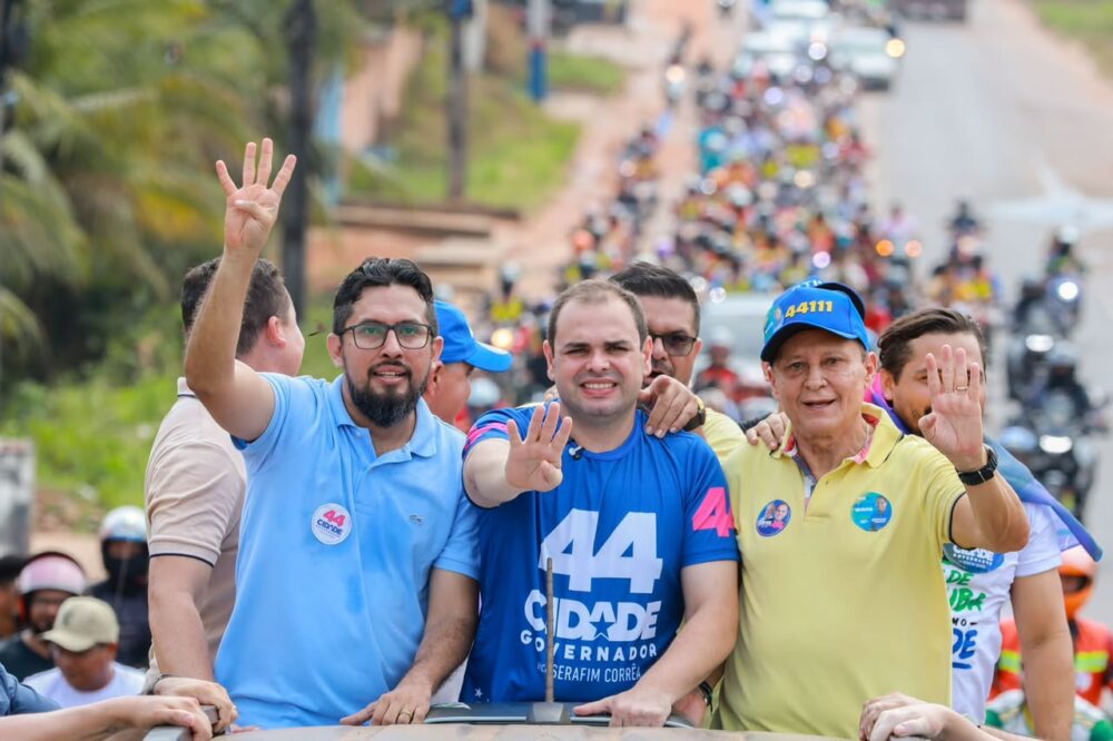 Em Iranduba, Roberto Cidade apresenta propostas e defende retomada da Cidade Universitária