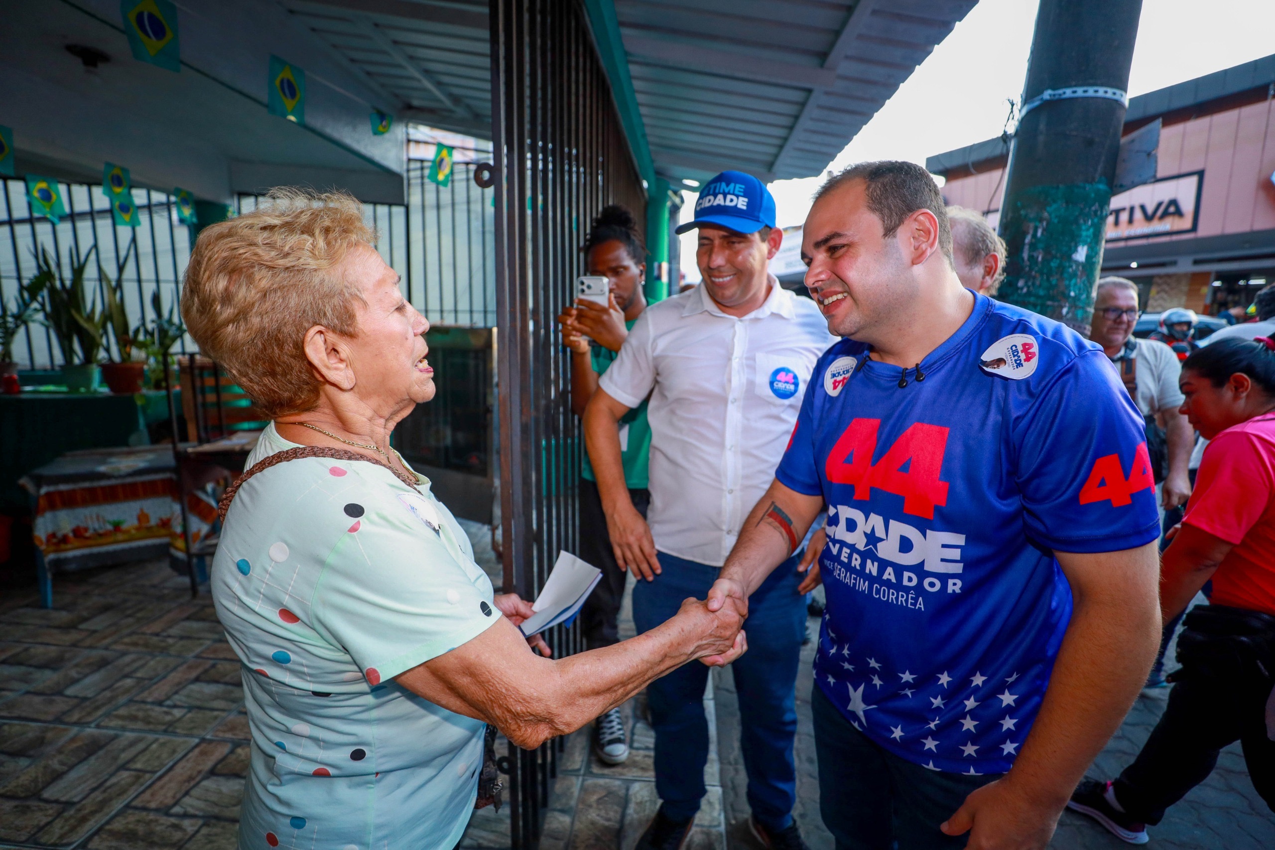 Proposta de Roberto Cidade prevê reformar e construir casas populares para famílias em situação de vulnerabilidade
