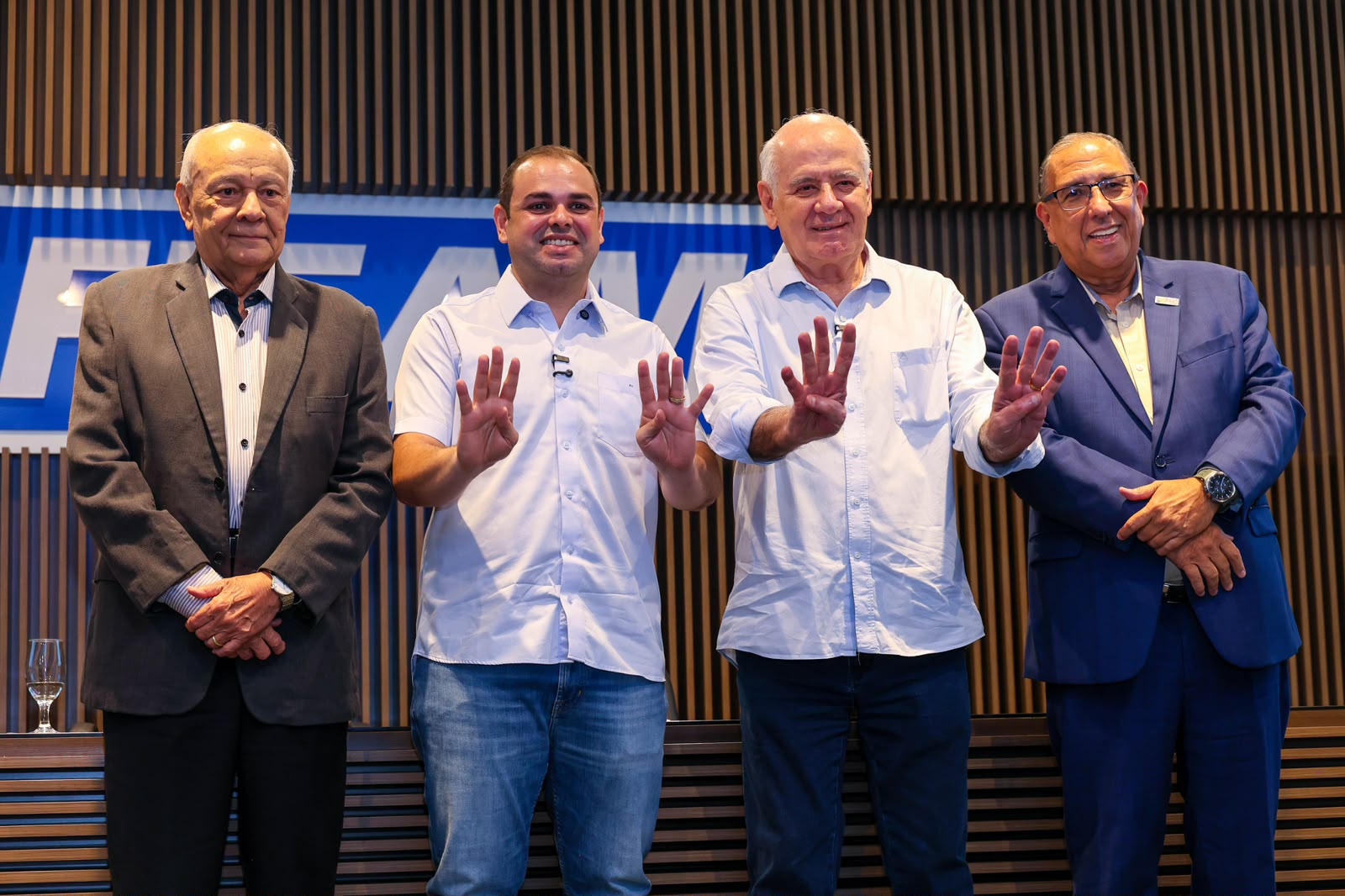 Roberto Cidade defende diálogo com indústria e novas matrizes econômicas no Amazonas
