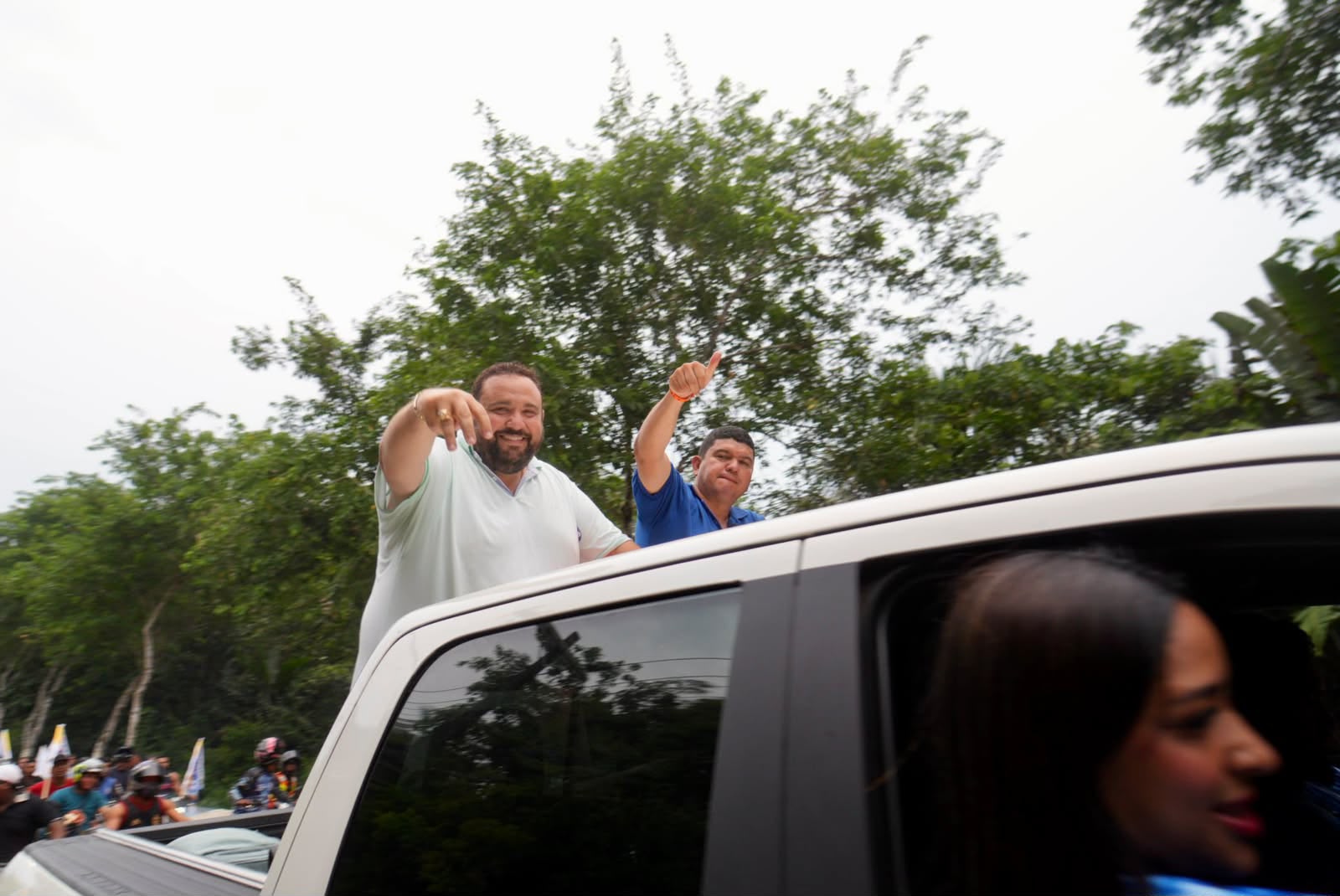Em reta final de campanha, Marcelo Palhano e Nathan Macena mobilizam multidão em Tefé
