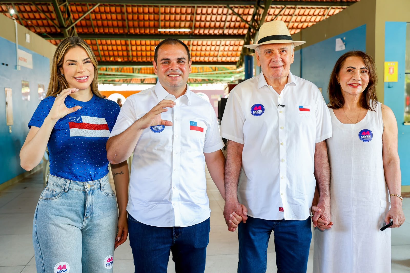 Roberto Cidade vota em Manaus e afirma confiança na chegada ao segundo turno