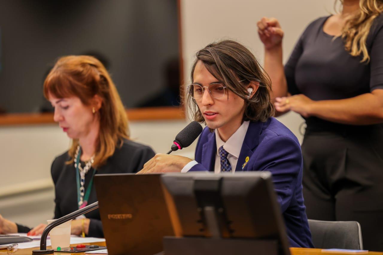 Projeto de Amom Mandel prevê até 8 anos de prisão para gestores que ignorarem alertas de desastres ambientais